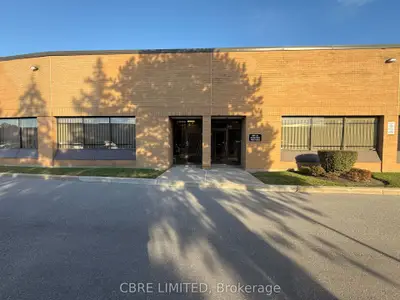 24 Viceroy Road 4, Vaughan, On L4k 2l8