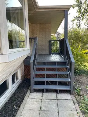 886 Srigley Street, Newmarket, On L3y 1x7