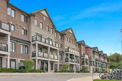 198 Pine Grove Road 06, Vaughan, On L4l 1x3