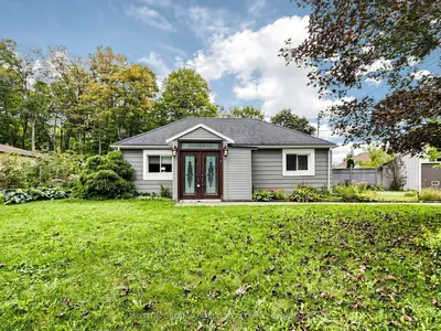 4631 Aurora Road, Whitchurch-stouffville, On L4a 3j7