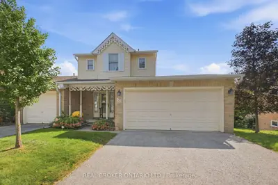 21 Adams Court, Uxbridge, On L9p 1g2