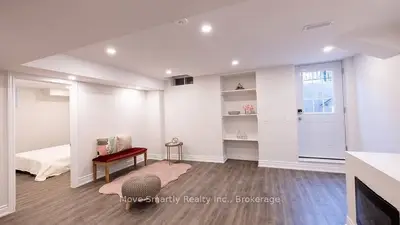 131 Bentwood Crescent Lower, Vaughan, On L4j 8r5