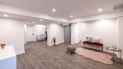 131 Bentwood Crescent Lower, Vaughan, On L4j 8r5