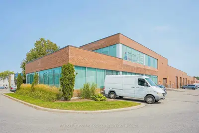 70 East Beaver Creek Road 2, Richmond Hill, On L4b 3b2
