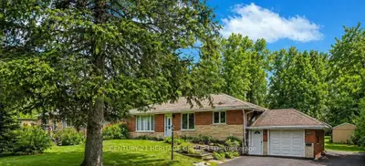 20015 Bathurst Street, East Gwillimbury, On L9n 1n3