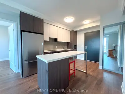 8 Water Walk Drive 802, Markham, On L3r 6l4