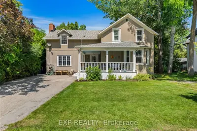 59 High Street, Georgina, On L0e 1r0