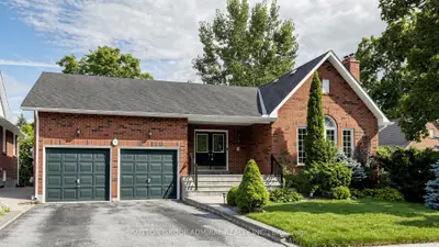 41 Captain Armstrong Lane, Markham, On L3p 3e1