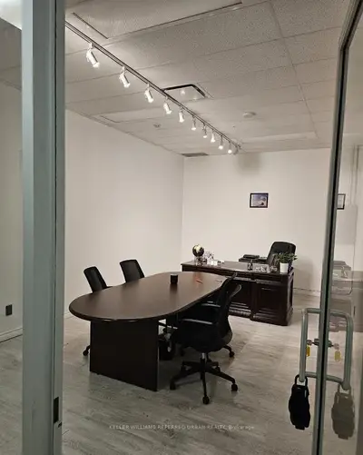 7163 Yonge Street 260, Markham, On L3t 0c6