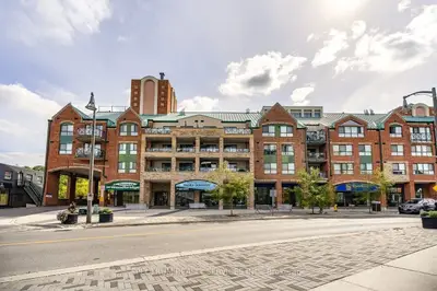 121 Woodbridge Avenue 506, Vaughan, On L4l 9e3