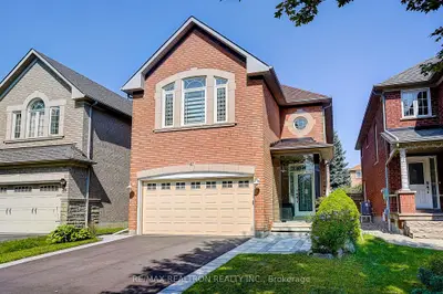 47 Melville Street, Richmond Hill, On L4b 4j1