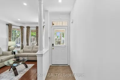 71 Pillar Rock Crescent, Markham, On L6c 3h4