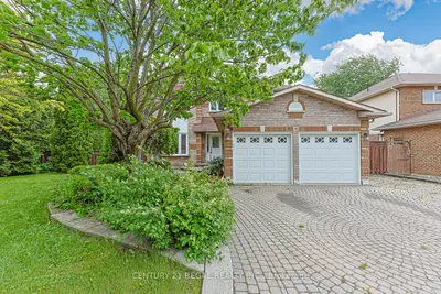 599 Sandford Street, Newmarket, On L3x 1t4