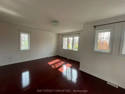 2 Willow Trail Road, Markham, On L6e 1v2