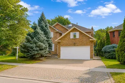 51 Leighland Drive, Markham, On L3r 7r8