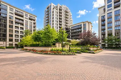 33 Clegg Road D805, Markham, On L6g 1e1