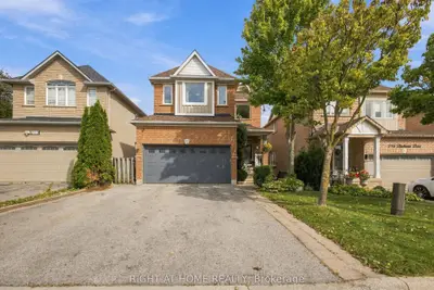 212 Bachman Drive, Vaughan, On L6a 3v9