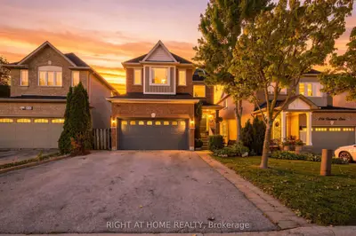 212 Bachman Drive, Vaughan, On L6a 3v9
