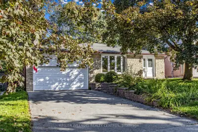 813 Grace Street, Newmarket, On L3y 2l6