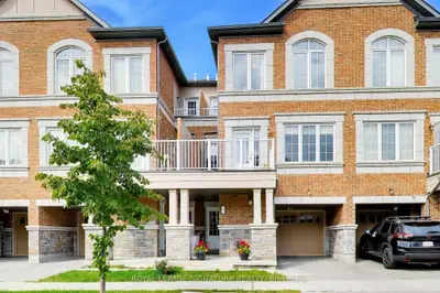 12 McGrath Avenue, Richmond Hill, ON L4S 0K5