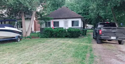699 Innisfil Beach Road, Innisfil, On L9s 4e4