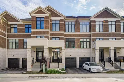 31 Millman Lane, Richmond Hill, On L4s 0p8
