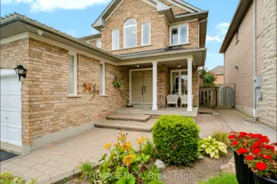 17 Sparta Court, Markham, On L3s 4a4