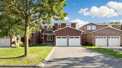 25 Ridgefield Crescent, Vaughan, On L6a 1j8