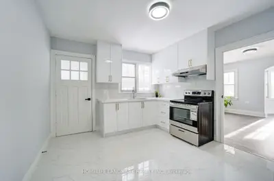 119 Robinson Street, Markham, On L3p 1p2