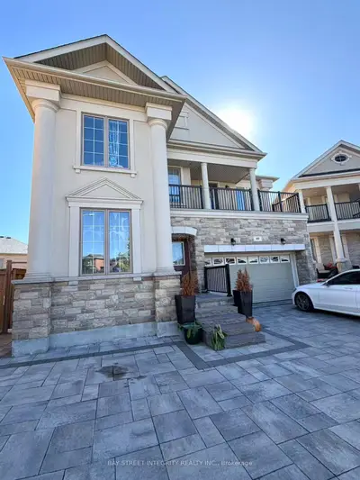 60 Caria Court Main, Vaughan, On L4h 4g5