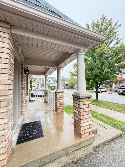 46 Holtby Street, Richmond Hill, On L4e 4w8
