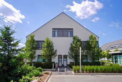 233 Broward Way 10, Innisfil, On L9s 0m1