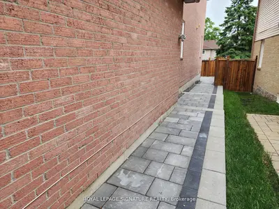148 Tamarac Trail Bsmt, Aurora, On L4g 5v3