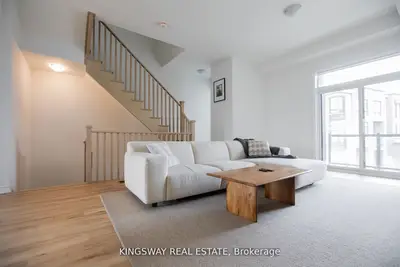 27 Paradox Street, Vaughan, On L4l 1a7