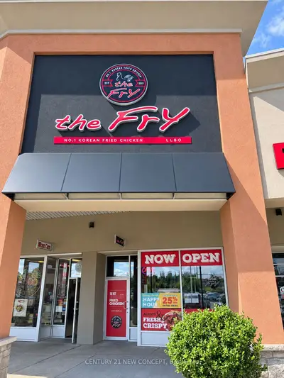 14800 Yonge Street 111, Aurora, On L4g 1n3