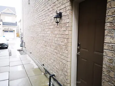 21 Liam Lane, Markham, On L3s 0e8