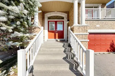 5 Rivington Avenue, Vaughan, On L4j 0a9