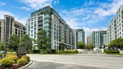 30 Clegg Road 615, Markham, On L6g 0b4
