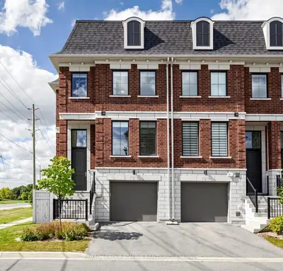 2 Seacoasts Circle, Vaughan, On L6a 5b6
