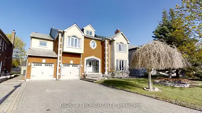 31 Northgate Crescent E, Richmond Hill, On L4b 2k8