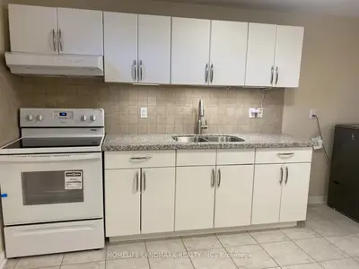 228 Bantry Avenue Bsmt, Richmond Hill, On L4b 4t6