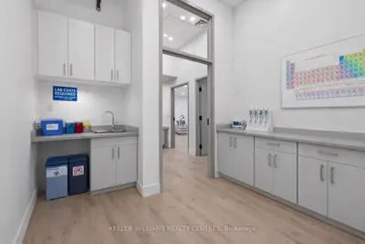 570 Hood Road 6, Markham, On L3r 4g7