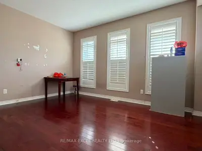 5 Dunnet Street Bedroom 1 & 2, Markham, On L3s 4v8