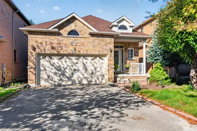 62 Diploma Avenue, Vaughan, On L4h 3a7