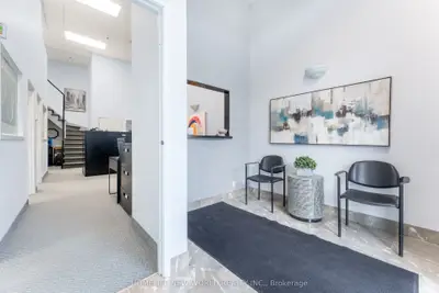 145 Royal Crest Court 1, Markham, On L3r 9z4