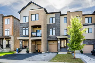 164 Tango Crescent, Newmarket, On L3x 0k5