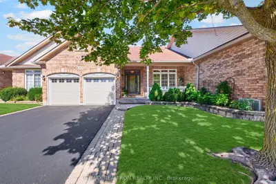 402 Morley Cook Crescent, Newmarket, On L3x 2m3