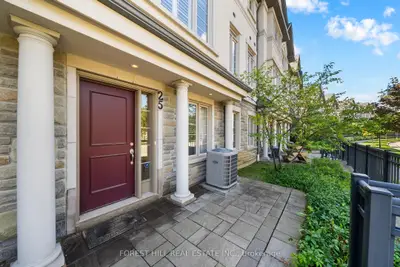 25 Beverley Glen Boulevard, Vaughan, On L3t 2v6