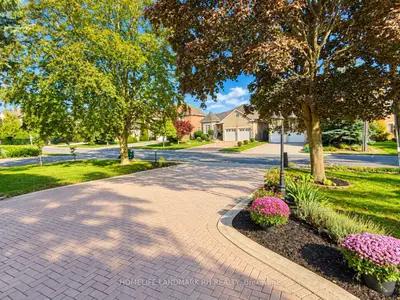 39 Oxford Street, Richmond Hill, On L4c 4l6