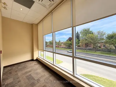 20 Gibson Avenue 201, Markham, On L3r 0m7